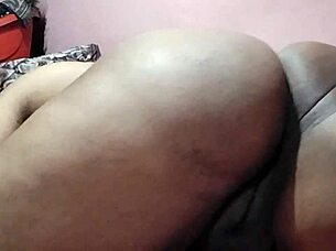 hot desi girlfriend flashes pussy nipples to boss