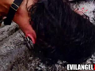 Oil-slicked Ivy Ireland's Gaping Anal A2M with Zac Wild