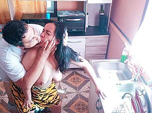 I fucked stepmom's hot friend in kitchen while babysitting us 🔥🍑😩