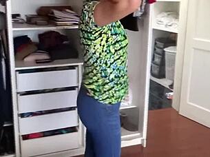 Voyeur Stepmom Caught Dressing, Fondled, Masturbating Wildly