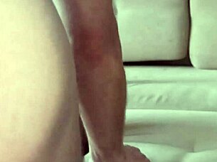 Femdom Slave Facesat to Female Orgasm Squirt Explosion!