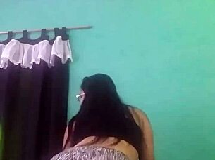 brazilian teen shakes her hot amateur ass dancing provocatively