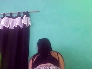 brazilian teen shakes her hot amateur ass dancing provocatively