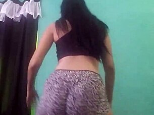 brazilian teen shakes her hot amateur ass dancing provocatively