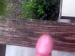 jerking off cumshot outdoors solo 💦🌳