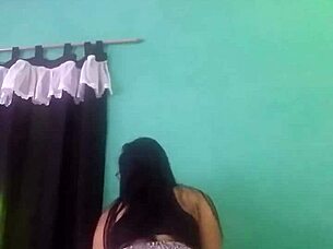 brazilian teen shakes her hot amateur ass dancing provocatively