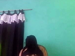 brazilian teen shakes her hot amateur ass dancing provocatively