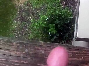 jerking off cumshot outdoors solo 💦🌳