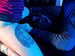 imagine my feet gagging your tongue, slave 😈👅