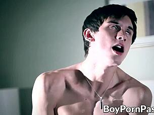 vamp twinks plow monster cocks in dark room frenzy?