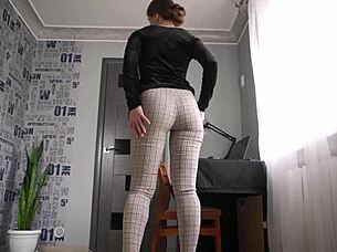 that office milf flashes her tight ass in super snug pants