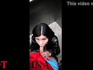 I Fucked Neighbor's Stepmom In The Elevator Medellin!