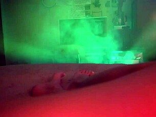 Milf cougar inflates alien balloon fetish for solo tits masturbation orgasm