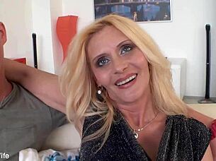 mature housewife scarlet mika bred by black stud's monster cock 🔥🍆💦