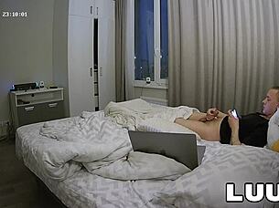 luuv kareflor catches boyfriend stroking in bedroom secretly