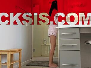 Angel Gostosa Finishes Taboo Blowjob with Petite Teen!
