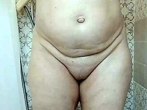 sneaky quick fuck at home with horny housewife