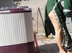 sexy big boobs milf baths wet pussy outdoors 😍🛁💦