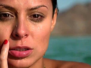 Wow, Sexy Surf Models Bounce in Slo-Mo Outdoor Bliss at 1000fps!