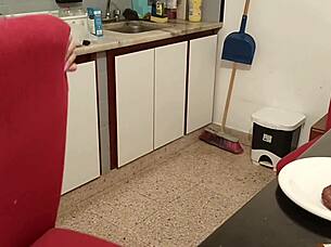 young college couple sneaks kitchen sex vid while mommy's away 😈🍳