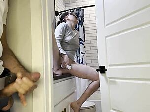 HUGE Bigmax8inch Girlfriend FUCKS Plumber! Drains His Monster Cock Pipe Straight Into Her Mouth!