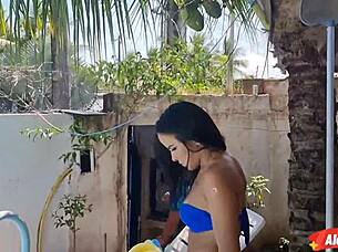 a gostosa me convenceu pagando com sexo e bunda gostosa