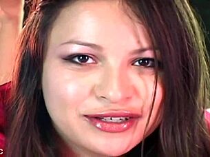 Juicy Latina babe squirts in squirting feet interview casting