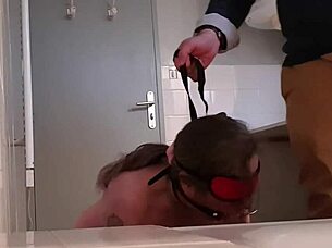 Slave fessée submits to hardcore bdsm training and spanking