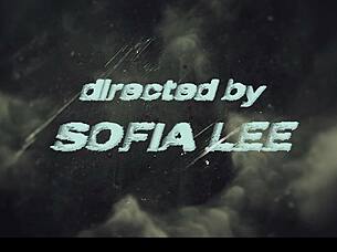 italian babe layla scarlett frozen and fucked 😈🍑