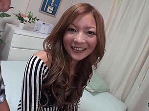 shaving her hairy asian pussy to flawless smooth beaver