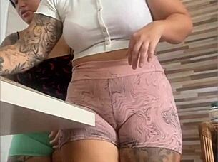 Swollen Pussy BBW Flashes Her Fattest View Ever!