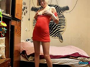 Russian Amateur Fingers Tight Pussy