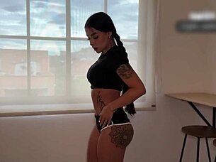 Trainer's post-workout pounding fills my curvy holes!