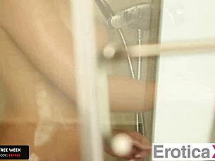 scarlett alexis sneaks roomie’s throbbing cock finally