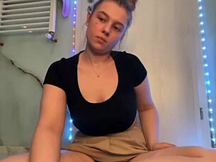 jucielussie fingers her tight pussy to orgasm in the bathroom closeup