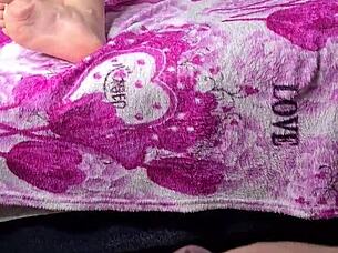 My cuck boyfriend watches girlfriend fuck raw no condom 😈💦🔥