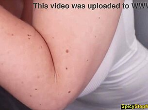 Hey neighbor destroy my milf pussy with your cock