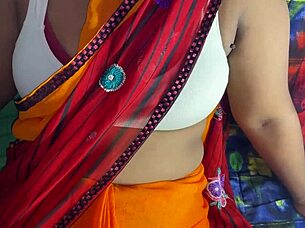 DESI DEVAR FINGERS BHABHI TO HOT SQUIRTING ORGASM
