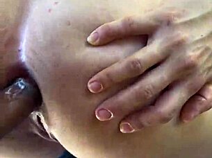 she drops jeans for rough outdoor latina ass creampie fuck