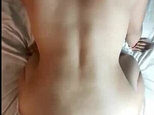 Me la metieron rico y me encanta cogerme asi
