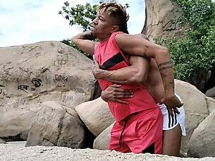 airport outdoor domination turns muscular guy into bottom 💪🍑