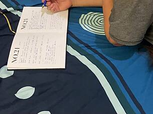 Quickie derails homework into screaming pussy pounding