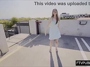 i love flashing my ass solo in public spots