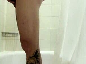 that steamy bath grope leads to hot handjob action