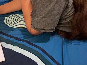 Quickie derails homework into screaming pussy pounding