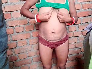 skinny indian schoolgirl's plump hairy pussy gapes in sexy mms leak! 😈