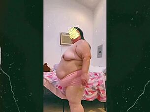 mature cougar shakes saggy tits in horny topless cam dance