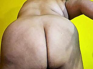 SHAKE MY FAT CELLULITE BBW ASS WILD!