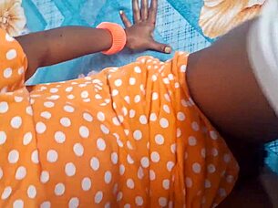 hey beautiful desi aunty, fuck my tight pussy first time