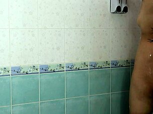thai schoolgirl shower leak homemade squirt play 💦